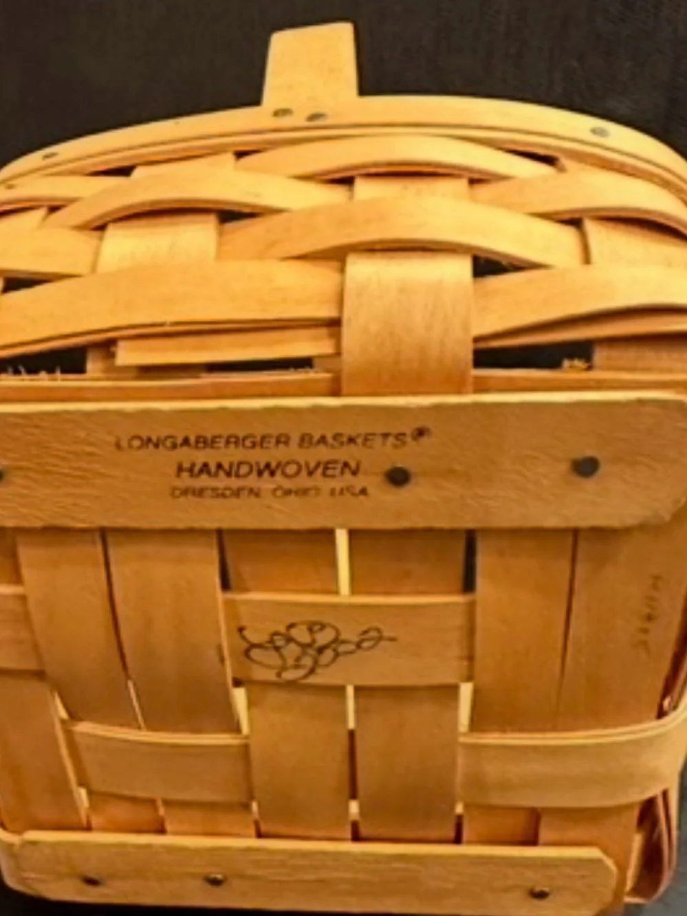 Longaberger | 2002 Basket w/ Handle